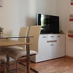 鹏伽公寓 公寓 *