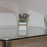 鹏伽公寓 *