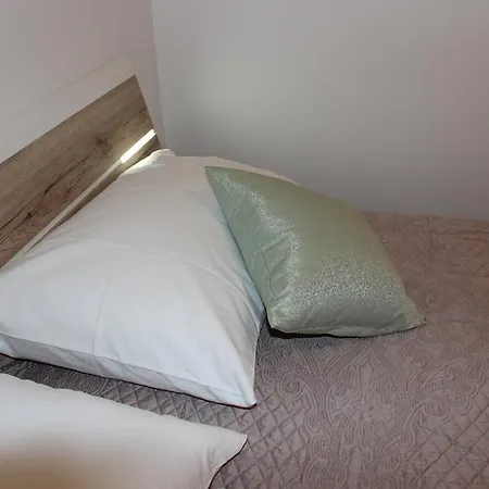 Penga * Split